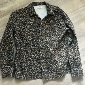 Easel Leopard jacket